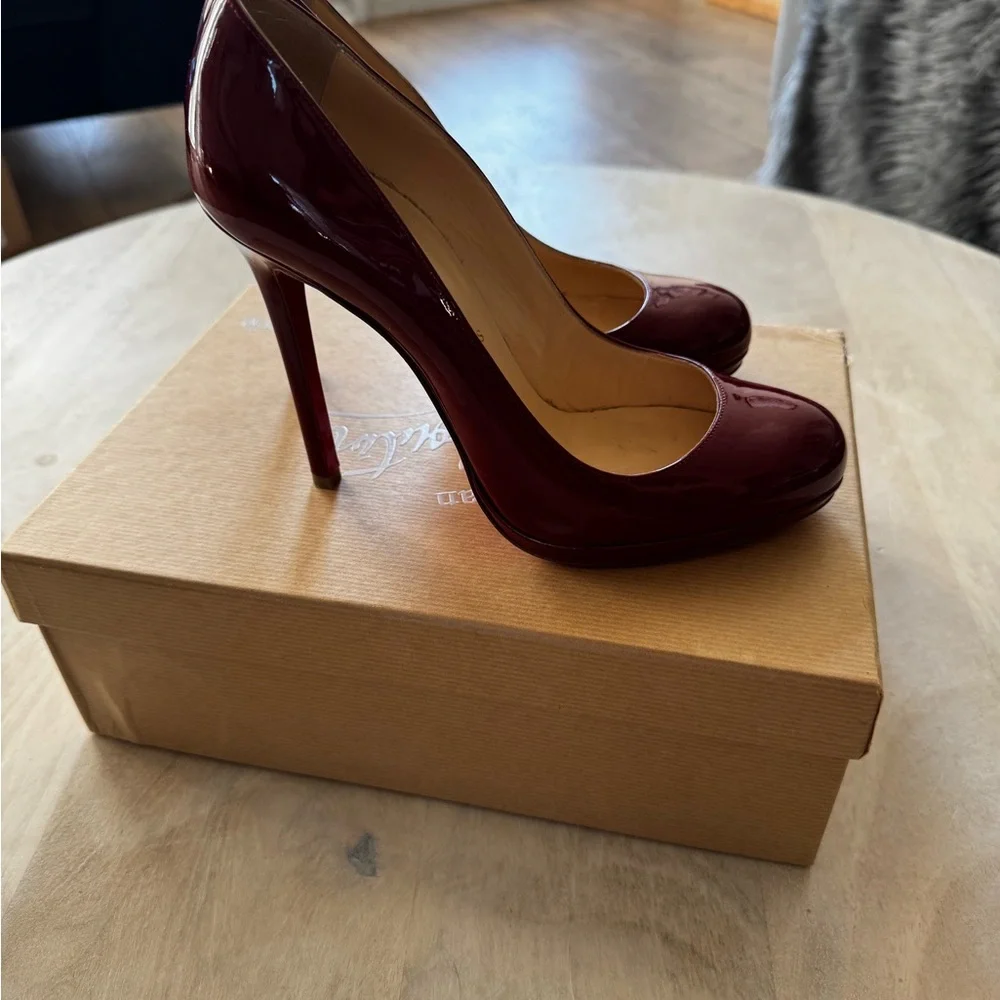 Christian Louboutin Neofilo 120 Patent Pumps Rouge 38.5 - Picture 4 of 11